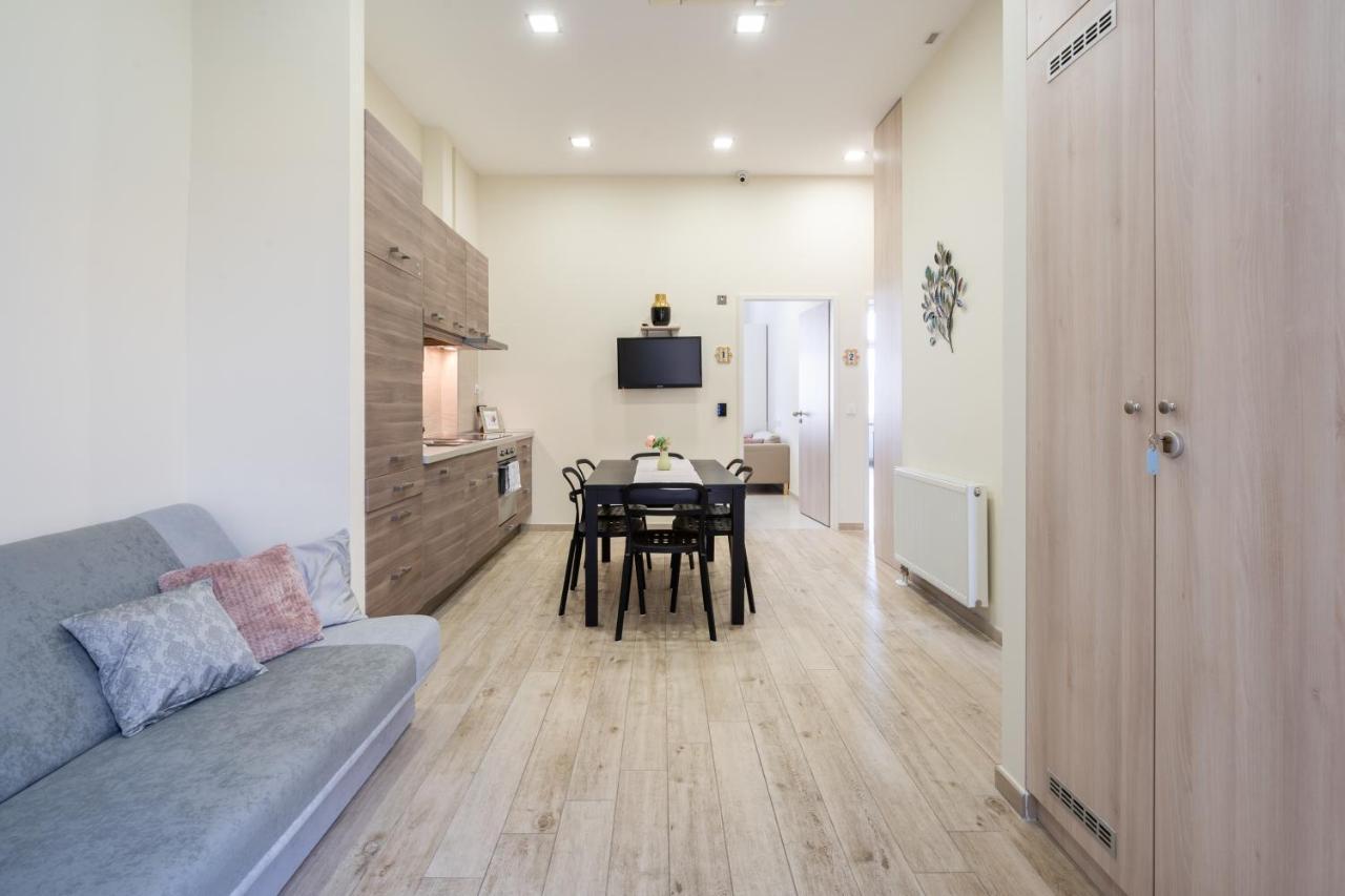 Basilika Monnalisa Luxury 3 Bedrooms Apartment With Amazing View Need Reservation X Free Parking Budapest Kültér fotó